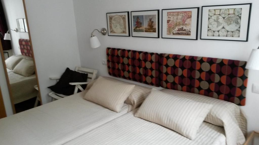 Apartamentos El Camino Villafranca del Bierzo Kültér fotó